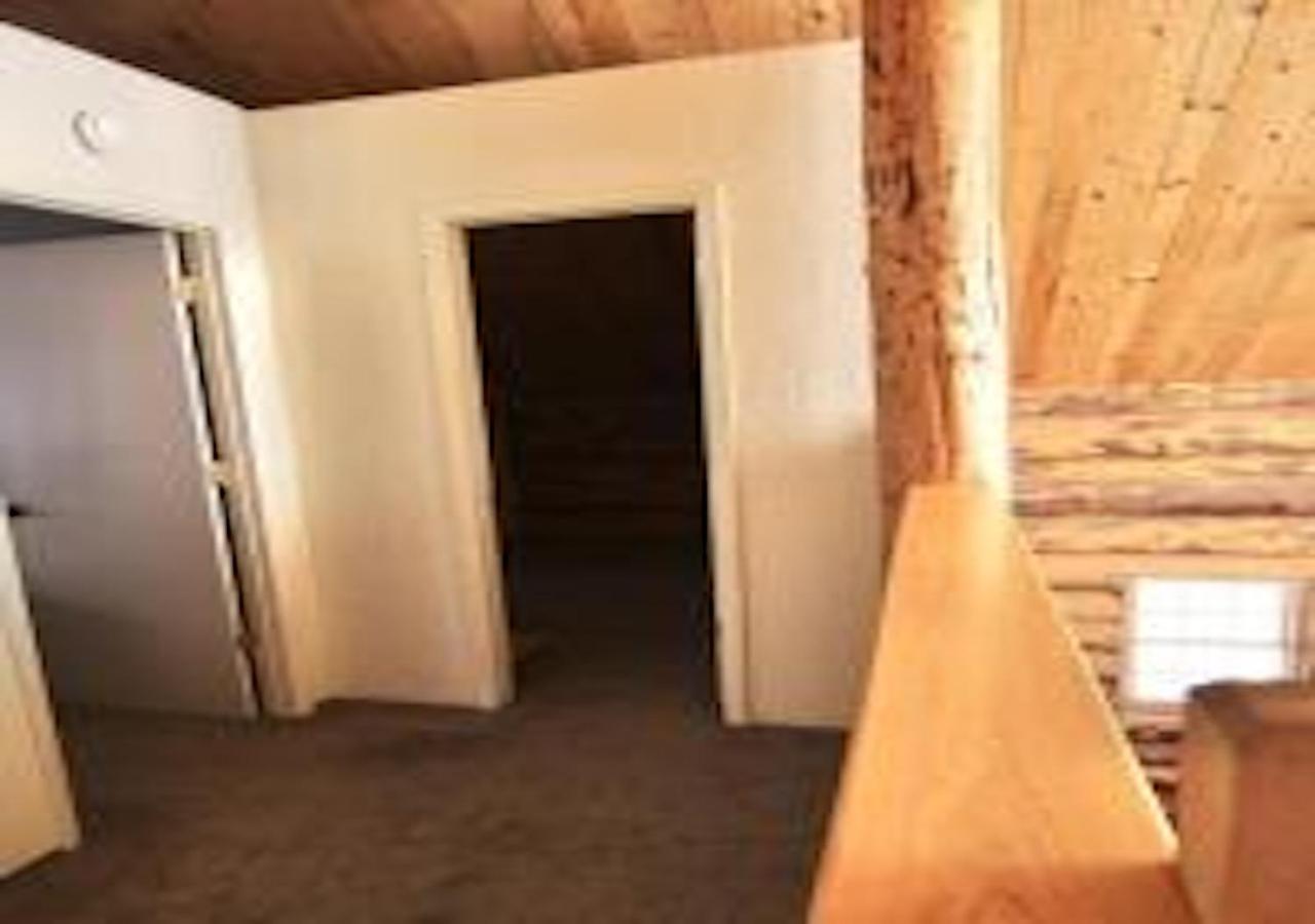 Log Haven In Blanding Villa Eksteriør billede